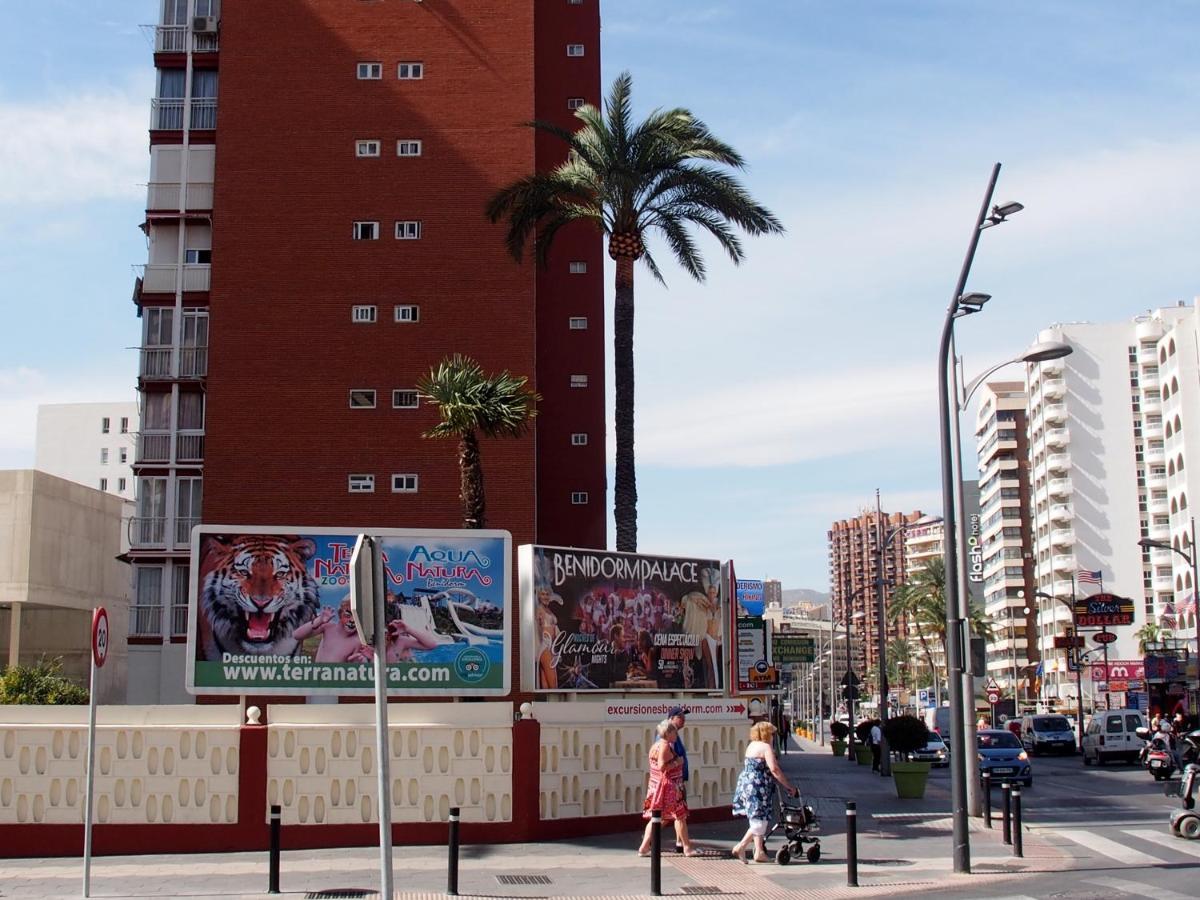 Virginia-48 Apartment Benidorm Bagian luar foto